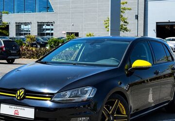 VW Golf 138.637 km 10.990 &euro; Düsseldorf 40233
