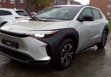 Toyota bZ4X 1.100 km 33.880 &euro; Viersen 41748