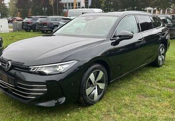 VW Passat Variant 12.944 km 36.850 &euro; Düsseldorf 40472