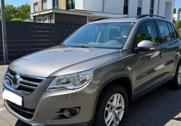 VW Tiguan 125.000 km 8.900 &euro; Korschenbroich 41352