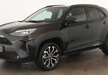 Toyota Yaris Cross 27.300 km 23.684 &euro; Düsseldorf 40233