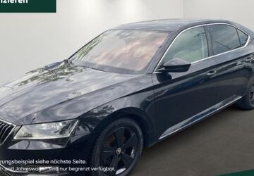 Skoda Superb 112.000 km 18.890 &euro; Düsseldorf 40233