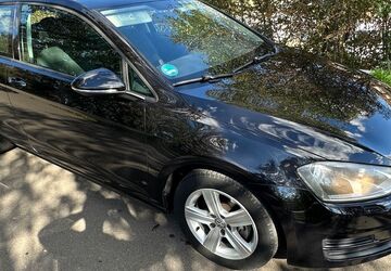 VW Golf 161.000 km 4.950 &euro; Mönchengladbach 41169