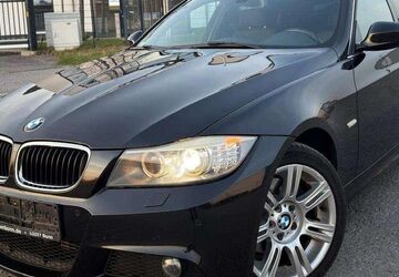 BMW 320 180.000 km 7.450 &euro; Düsseldorf 40231