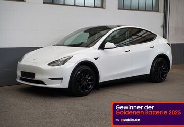 Tesla Model Y 74.583 km 32.250 &euro; Mönchengladbach 41236