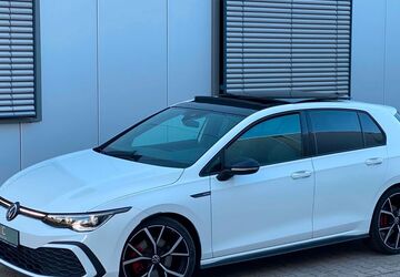 VW Golf 88.205 km 26.990 &euro; Düsseldorf 40233