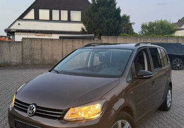VW Touran 188.000 km 5.750 &euro; Mönchengladbach 41068