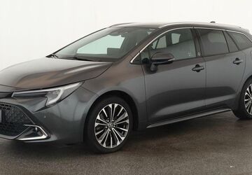 Toyota Corolla 28.500 km 26.984 &euro; Düsseldorf 40233