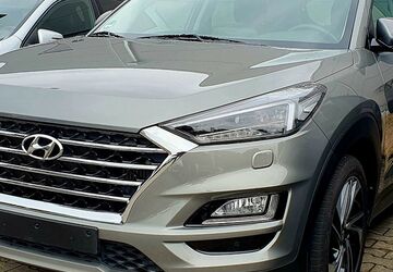 Hyundai TUCSON 99.422 km 18.810 &euro; Wachtendonk 47669