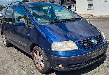 VW Sharan 268.000 km 3.250 &euro; WEGBERG 41844