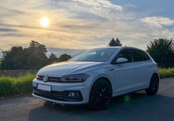 VW Polo 84.000 km 15.950 &euro; Düsseldorf 40629