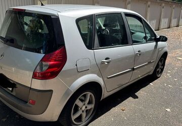 Renault Scenic 208.000 km 2.450 &euro; Düsseldorf 40468