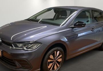 VW Polo 8.726 km 22.990 &euro; Düsseldorf 40233