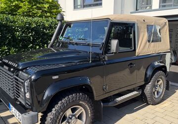 Land Rover Defender 12.800 km 89.500 &euro; Meerbusch 40667