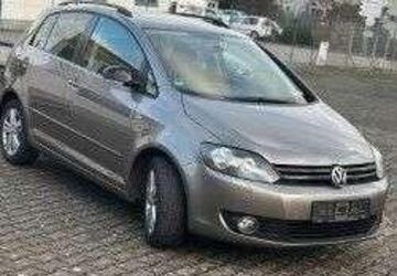 VW Golf 143.500 km 5.200 &euro; Neuss 41469