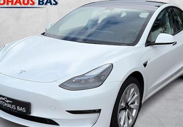 Tesla Model 3 68.700 km 31.350 &euro; Kaarst 41564