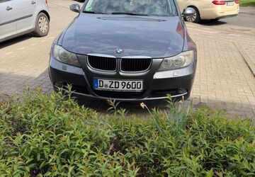 BMW 320 276.000 km 1.750 &euro; Düsseldorf 40229