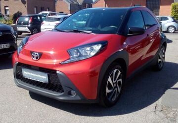 Toyota Aygo (X) 49.100 km 11.980 &euro; Viersen 41748