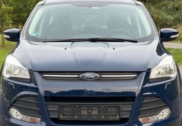 Ford Kuga 113.500 km 6.950 &euro; Neuss 41466