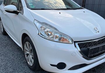 Peugeot 208 120.500 km 3.799 &euro; Heinsberg 52525