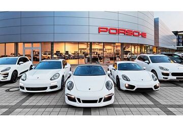 Porsche Panamera 14.900 km 169.900 &euro; Düsseldorf 40468