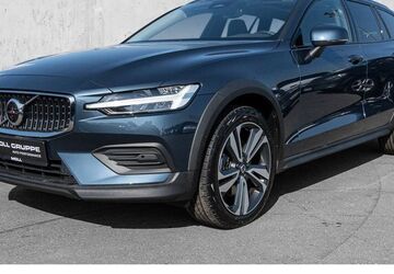 Volvo V60 Cross Country 32.867 km 33.840 &euro; Düsseldorf 40474