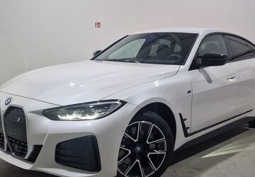 BMW i4 5.344 km 37.900 &euro; Mönchengladbach 41061