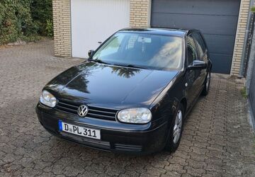 VW Golf 221.724 km 2.000 &euro; Meerbusch 40670