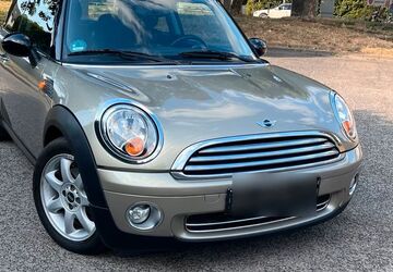 Mini Cooper 135.000 km 3.099 &euro; Neuss 41466