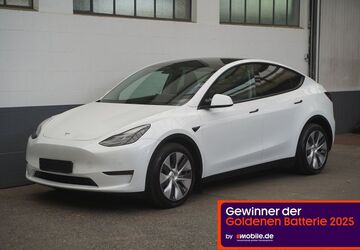 Tesla Model Y 98.111 km 30.950 &euro; Mönchengladbach 41236