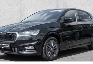 Skoda Fabia 8.796 km 21.600 &euro; Düsseldorf 40474
