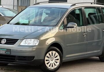 VW Touran 137.290 km 3.899 &euro; Erkelenz 41812