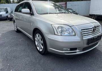 Toyota Avensis 305.000 km 1.940 &euro; Krefeld 47809