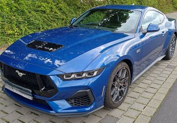 Ford Mustang 13.812 km 47.900 &euro; Erkelenz 41812