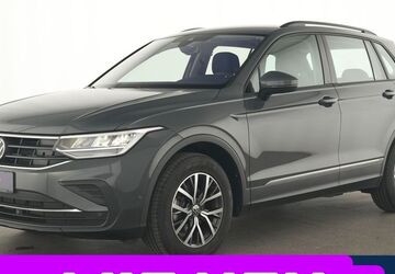 VW Tiguan 3.679 km 29.449 &euro; Neuss 41460