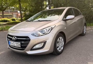 Hyundai i30 90.174 km 7.999 &euro; Krefeld 47805
