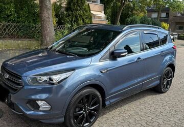 Ford Kuga 54.000 km 15.900 &euro; Neuss 41462