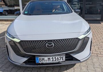 Mazda 6e 1.430 km 38.950 &euro; Bedburg 50181