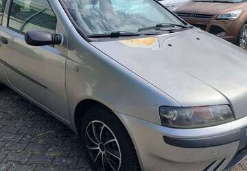 Fiat Punto 150.732 km 450 &euro; Grevenbroich 41516