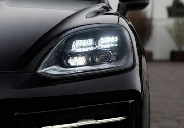 Porsche Cayenne 66.941 km 93.100 &euro; Düsseldorf 40217