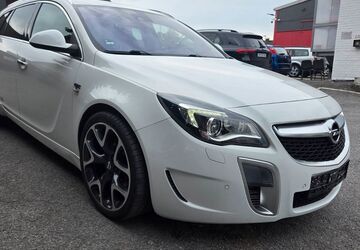 Opel Insignia 133.000 km 12.990 &euro; Neuss 41472