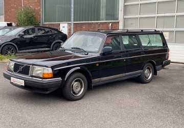 Volvo 245 103.500 km 14.499 &euro; Düsseldorf 40233
