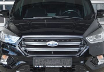 Ford Kuga 98.000 km 12.550 &euro; Kaarst 41564