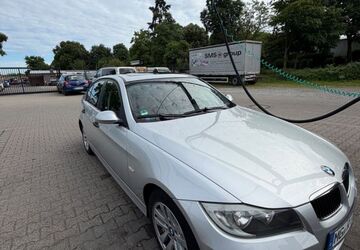 BMW 320 195.000 km 4.000 &euro; Mönchengladbach 41169