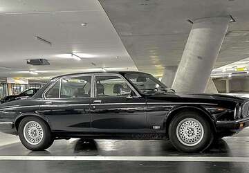 Jaguar XJ12 99.643 km 24.500 &euro; Krefeld, Stadt 47800