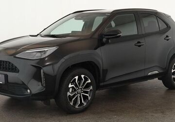 Toyota Yaris Cross 13.800 km 24.284 &euro; Düsseldorf 40233