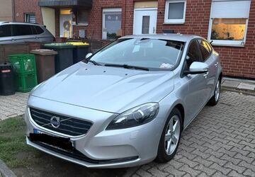 Volvo V40 125.120 km 7.999 &euro; Wassenberg 41849