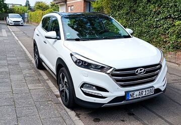 Hyundai TUCSON 144.000 km 15.890 &euro; Kaarst 41564