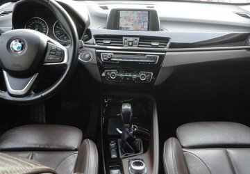 BMW X1 20 d xLine 4x4 Autom Navi Leder SHZ PDC LED 200.000 km 14.499 &euro; Neuss 41462