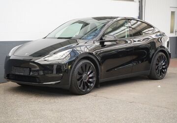 Tesla Model Y 79.998 km 36.550 &euro; Mönchengladbach 41236